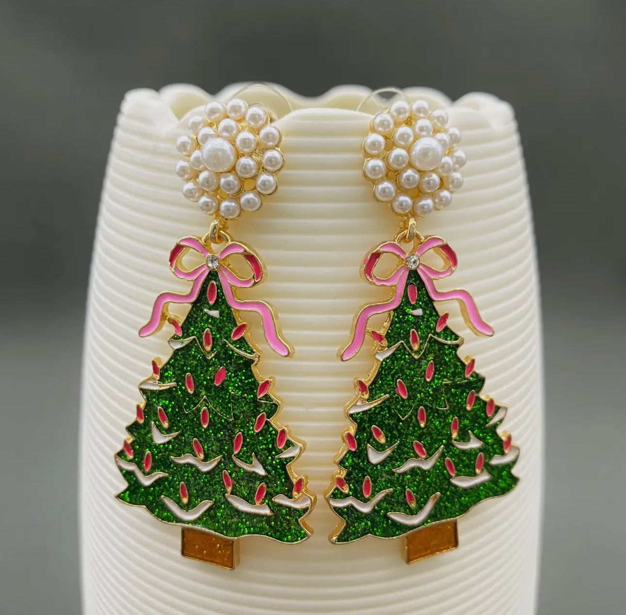 Merry Merry tree earrings