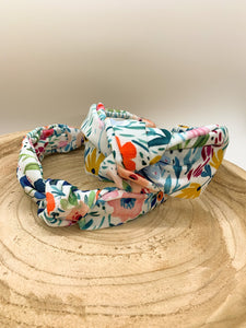 Spring it on Me knotted headband