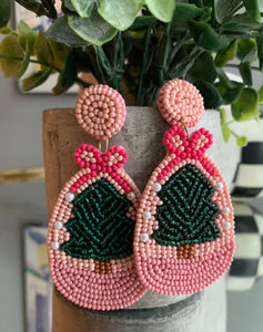 Snowglobe beaded earrings