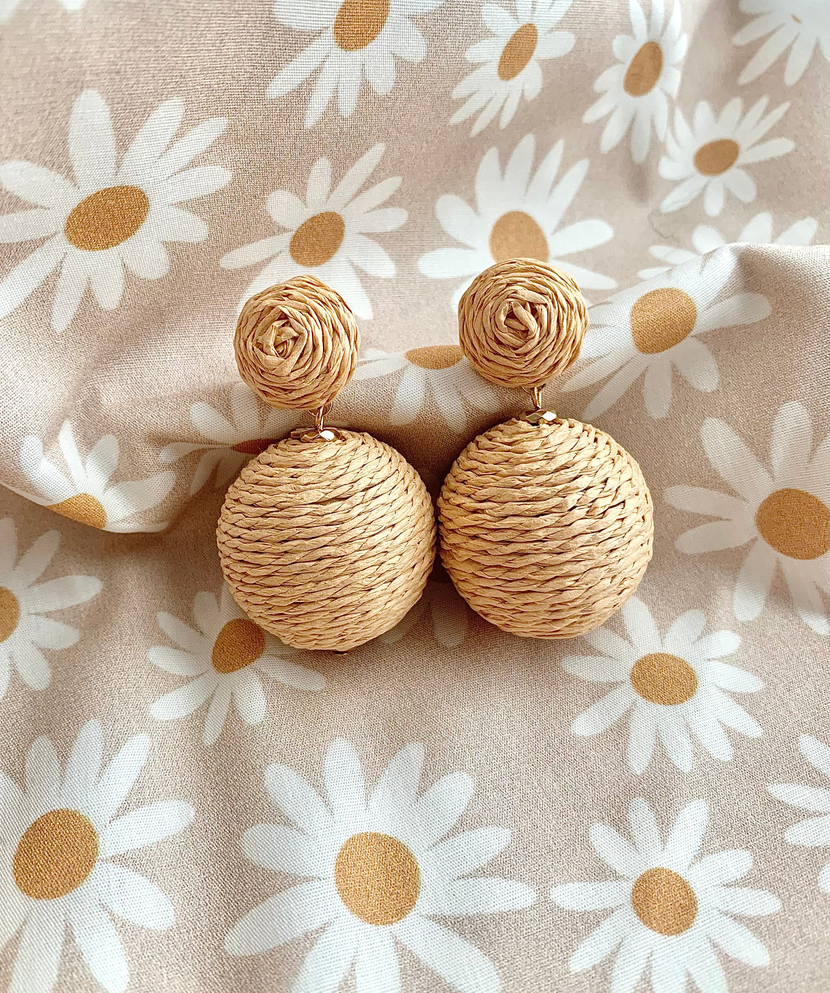 Pom Pom earrings